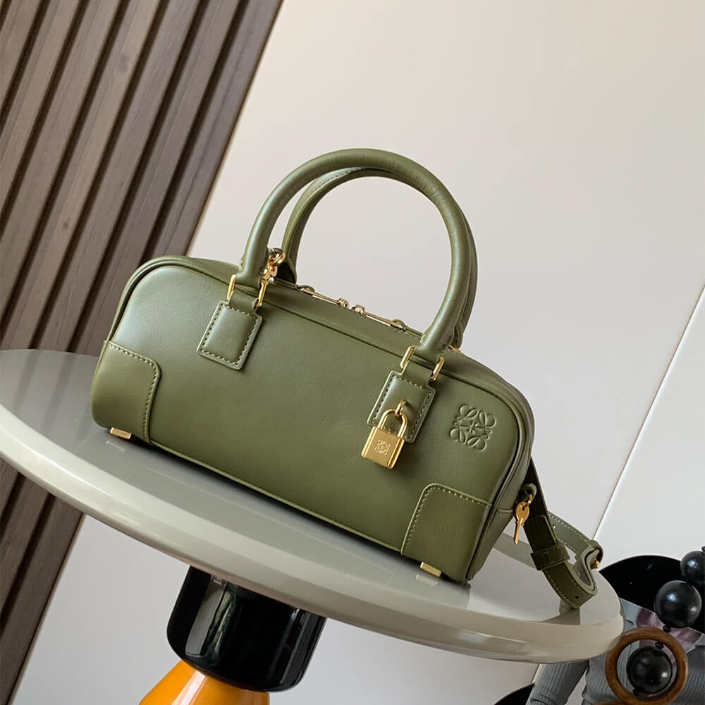 LOEWE Amazona 23 Cropped bag in nappa calfskin(HIGH-END GRADE)